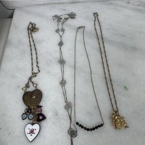 Lot Of 4 Vintage Necklaces